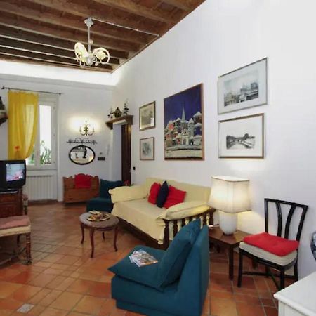 Piazza Farnese Lejlighed Rom Eksteriør billede